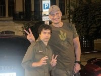 А вам не кажется что жена Кличко не от Кличко сына нагуляла?