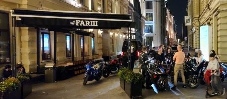 Не ищите здесь смысл. Здесь в основном маразм