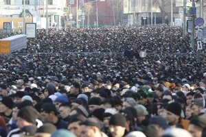 Это "не самое приятное зрелище"? Вот изображение русского города с более ужасающим полчищем...