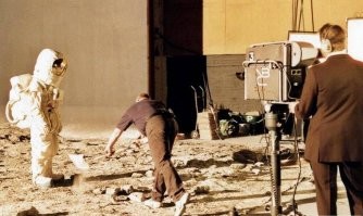 14 интересных кадров со съемок, которые показывают, как выглядят фильмы в закулисье