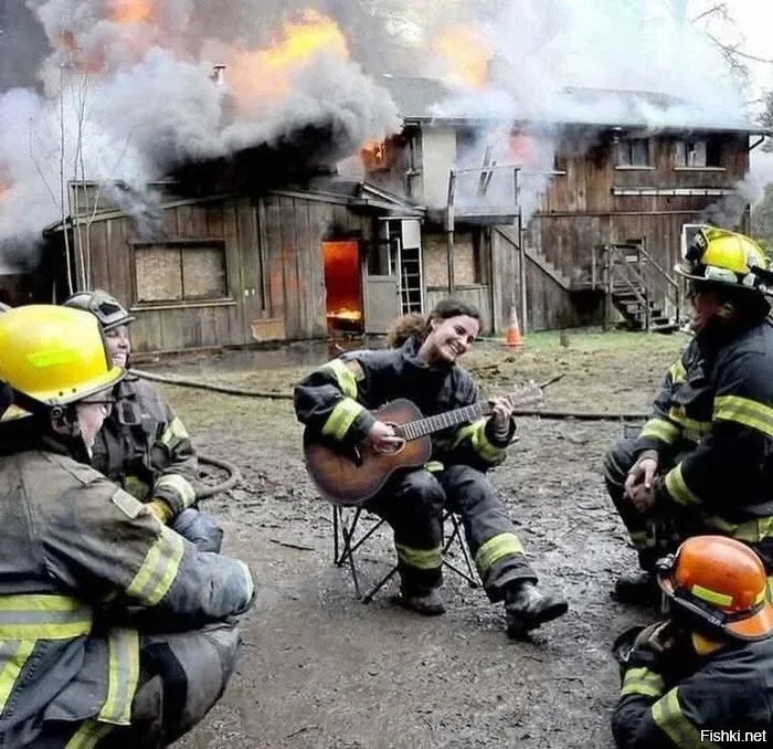 Под Самарой дотла сгорел цыганский посёлок