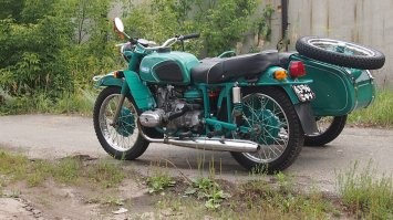 Вот это Урал здорового человека, а то китайский урал курильщика ещё и за 1 227 450 рублёв.