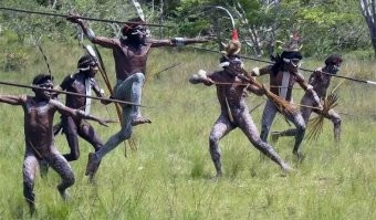 Это мелочи. Есть у них пляски и повыразительнее!