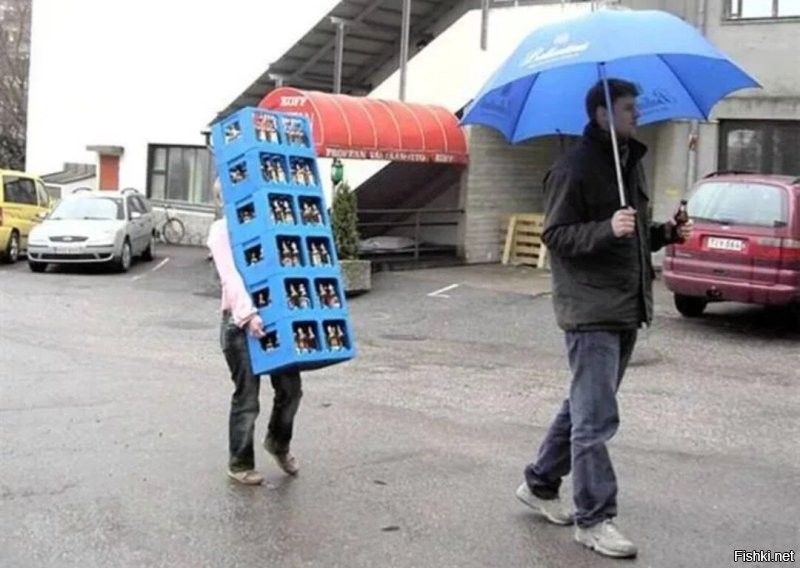 Это если бы она пиво несла...