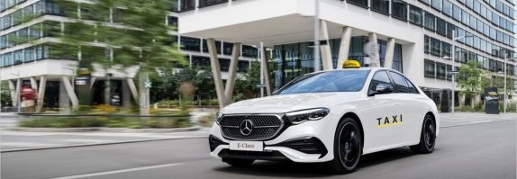 А мерседесы - это не дорогие игрушки для богатых анадежные  выносливые скотины для зарабатывания денег