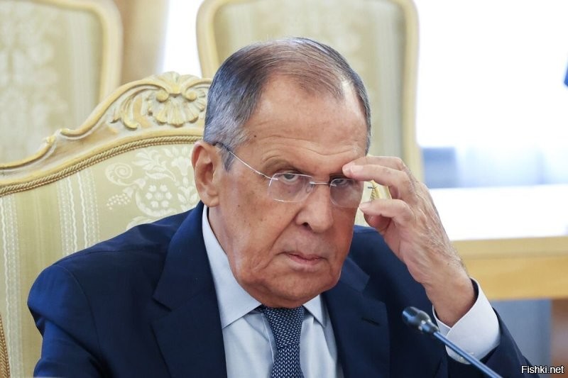 Мышка забежала не в ту норку