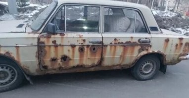 Сегодня видел Джили Емгрант..выглядел похуже этих Жигулей (