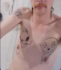 Можно представить как дико будет смеяться девушка, когда этот крутой усач с жидкими патлами разденется