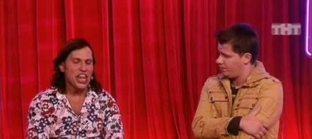 Вылет грузовика на встречку после взрыва колеса