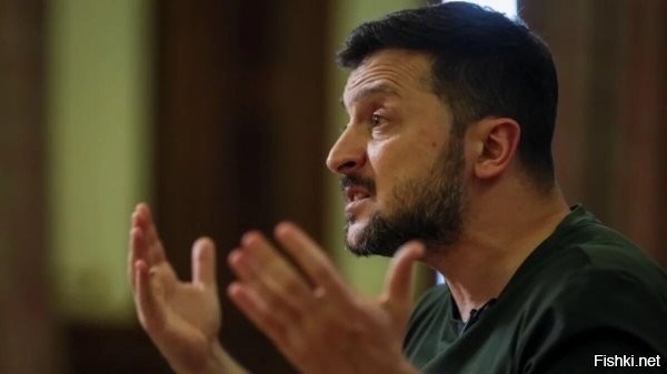 Зеленский обвинил Китай в участии в конфликте на стороне России



Зеленский снова выступил с заявлениями о якобы участии китайских граждан в боевых действиях на стороне России.

По информации китайского издания Sohu, он утверждает, что в рядах ВС РФ «воюют китайцы» и добавляет, что Украина не оставит подобные действия без ответа.

Никаких подтверждений своим словам глава киевского режима, как и прежде, не представил.

Более того, официальный Пекин ранее резко отреагировал на подобные обвинения, подчеркнув их неприемлемость на международной арене.

Авторы Sohu отмечают, что подобные выпады Зеленского   не что иное, как попытка привлечь внимание и выбить дополнительные поставки оружия от Запада на фоне сложной ситуации на фронте.

На фоне этих обвинений в китайской прессе напоминают, что Украина накопила немалые долги перед КНР.



Ранее замглавы МИД Украины Сергей Кислица публично обвинил председателя Китайской Народной Республики Си Цзиньпина в поддержке России в конфликте на Украине.
  

Зеленский обвинил Солнце, что оно встает на Востоке.