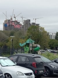 Москва - одна из самых комфортных и красивых мировых столиц
======================
Для туристов, но не для жителей.
Просто фото - комфортным такое жилье назвать НЕЛЬЗЯ: