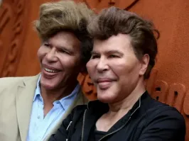 забыли про этих самцов)))