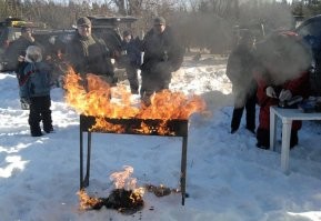 О том и речь. 
Но некоторые думают, что всё равно будет холодно. 

_______

И чего минусят? 
Я только за, круглогодичного шашлыкинга.