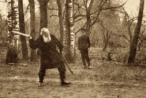 Не ищите здесь смысл. Здесь в основном маразм