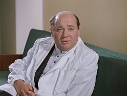 Так то ж Бразилия, там тепло!