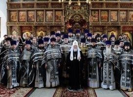 Вот они, специалисты по разнообразным проблемам, как бытовым, так государственным и социальным. А уж по расшифровки и трактовании воли и деяний самого БОГА им нет равных. В общем, ещё те пи#даболы!