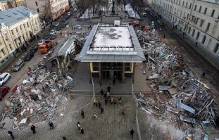 Ассоциация со сносом самостроя в Москве, на примере станции метро Кировская/Чистые пруды: