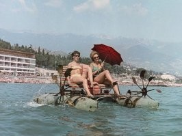 1. Ялта, Приморский парк.
2. Ялта, гостиница "Ореанда".
3. Ялта, Лечебный пляж.