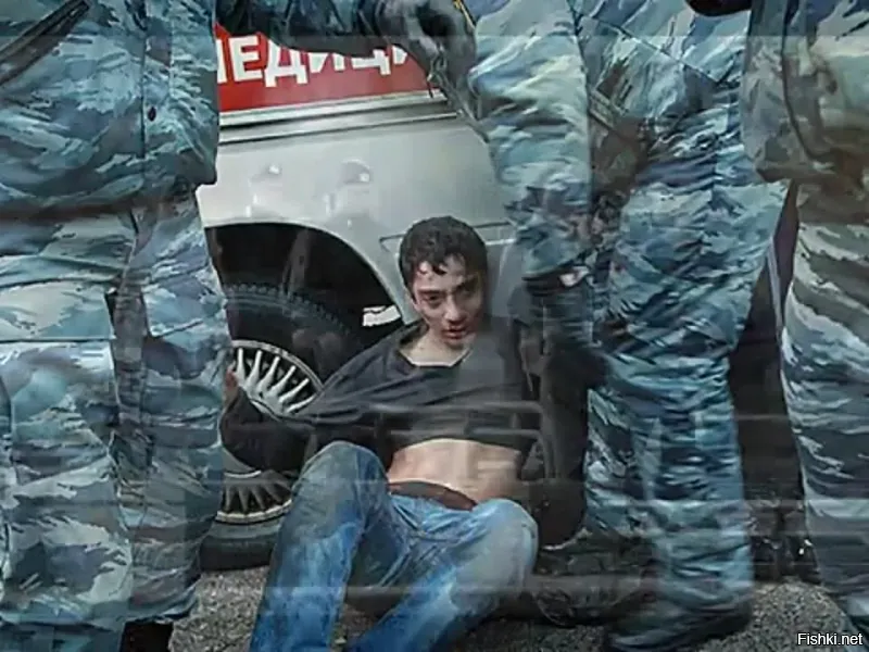 15 лет назад, после похожего беспредела черножопых в Москве 2 дня гоняли!