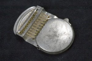 Равносильно тому если к вам подойдёт очень пожилая бабулька и скажет: внучок, а знаешь ли ты что это за штуки?