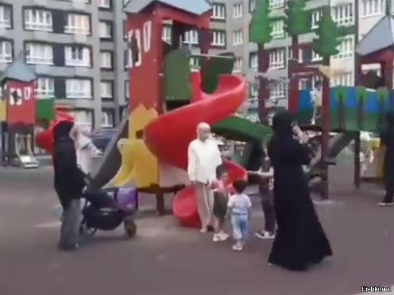 Уже..