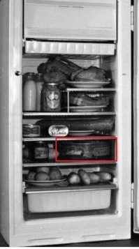 В банке селёдка? Даже 50 с лишним лет назад не видел таких больших банок.