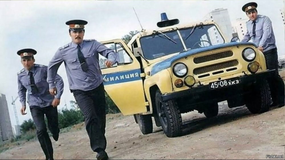 А ну пустите, ща я ему втащу!
