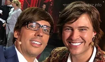 Женщина вышла замуж за 22-летнего друга своего сына