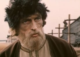 Очень хорошая роль в очень хорошем фильме.
