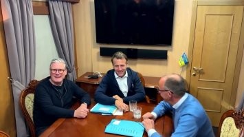 Большая тарелка улыбатора