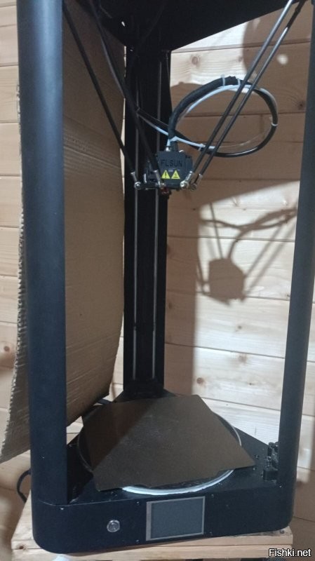 зависть - плохое чувство. лечи голову. вот тебе один из принтеров. всего их у меня три. и вот некоторые из моих дронов.
и вот те ссылка на демонстрацию фпв-трекера, который собственно  является полностью моей разработкой: