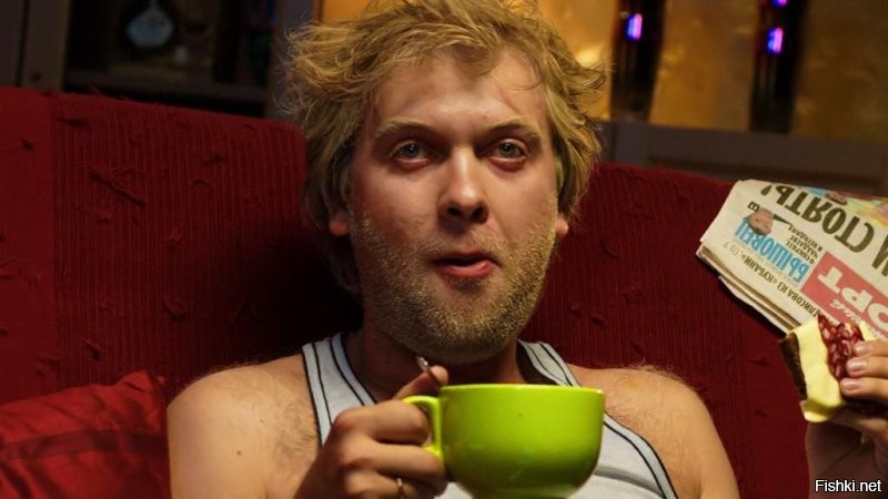 вот ты пишешь-почему не бьют в тот момент, когда приезжает всякая шваль из НАТО? а ты задумывался, какой будит резонанс? походу ты очередной диванный эксперт типа вот этого