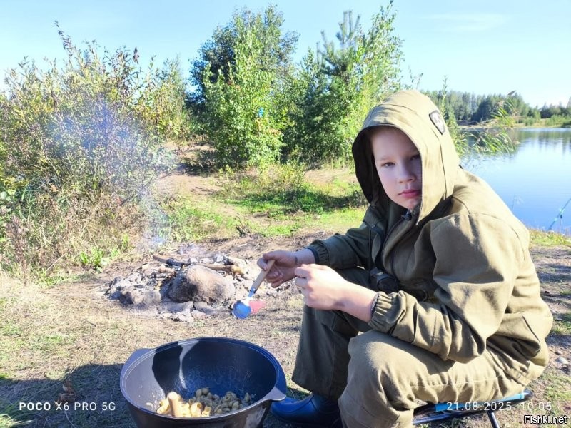 То что сын пастафарианин было понятно давно, за собу готов отдать план родной школы. Но вот про Ктулху Фтагн это прям открытие.