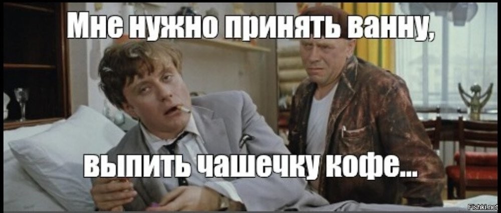 Женщина спасла енота, наевшегося забродивших персиков