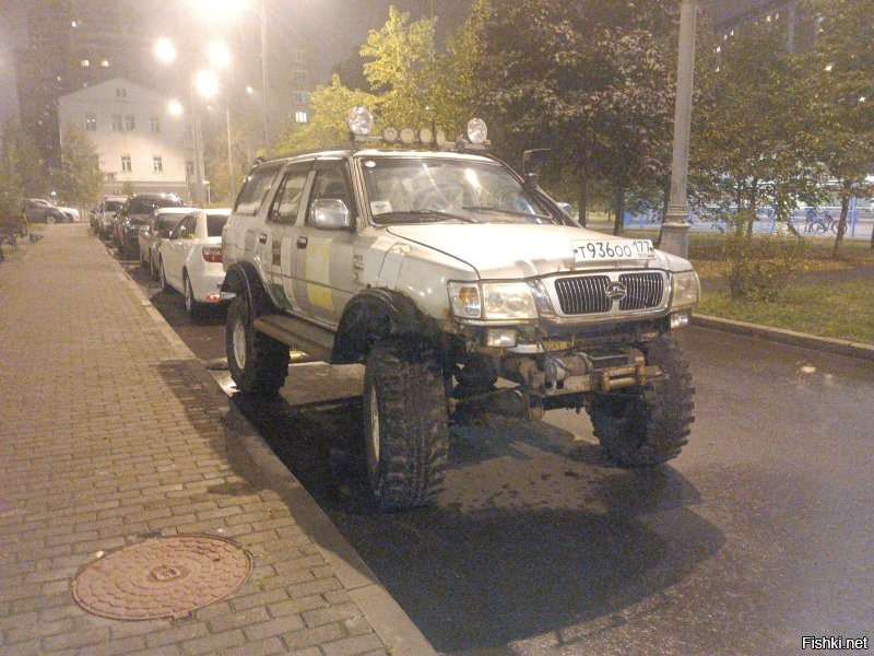 Машина 2007 года. 
Фотографии с прошлой осени.