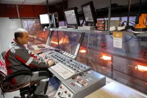 Не говори за всех металлургов. Зависит от рабочего места...