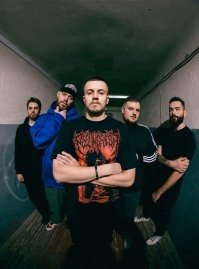 "Отличный день для <span style='color:gray'>[мат]</span> ю л е й!" - ВИА Overbreak