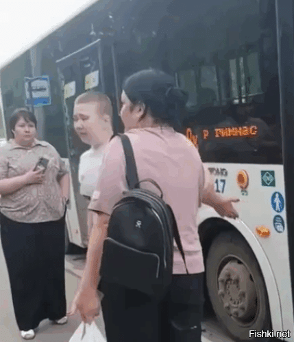 «Мама, вызывай такси!»: подросток стал мемом после высадки из автобуса в Тюменской области
