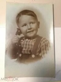 Не ищите здесь смысл. Здесь в основном маразм