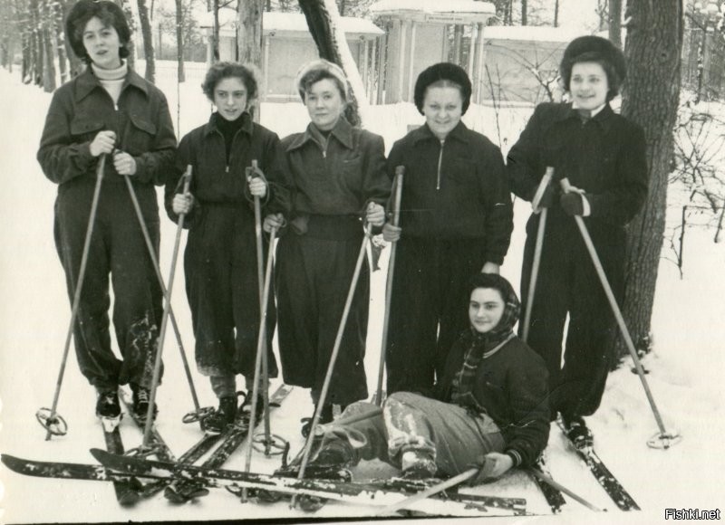 Москва. Студентки медицинского училища № 36. 1956г.