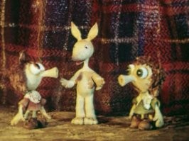 Броненосец полюбил водные процедуры