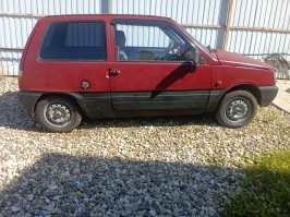 Вот Ока. 

На ручки дверей обратите внимание. 
И на заливную горловину топливного бака.