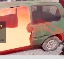 Не, это помесь Фиата "чунгачанга" и Оки. 

Там даже написано, в игре (искажённо). 

Но машина не Фиат. 
Видать какая была 3Д модель, такую и запихнули. 
А была именно Ока. 
Кузов, двери, салон. 

Только морду от Фиата подрисовали.