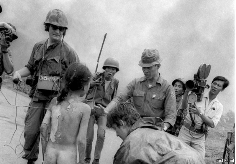 Ник Ут сделал и другие фото с этой девочкой . Ка вы думаете почему эти фото не получили такой известности?