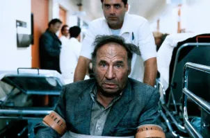 "Жизнь дерьмо"  хороший фильм.