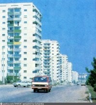 А что за город на фото? В своё время (80-ые), в Ялте таких 12-ти этажек было много построено.