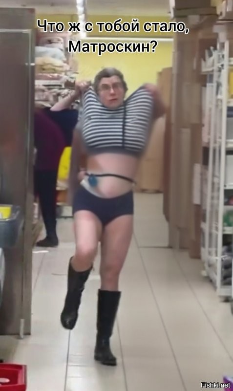 В Петербурге женщина устроила скандал и показала грудь росгвардейцу