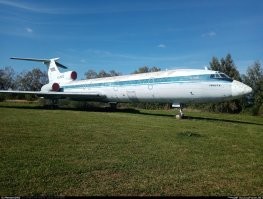 Из Ту-154 сохранился только первый.