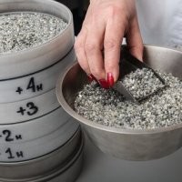 Цены на бриллианты продолжают падать уже третий год