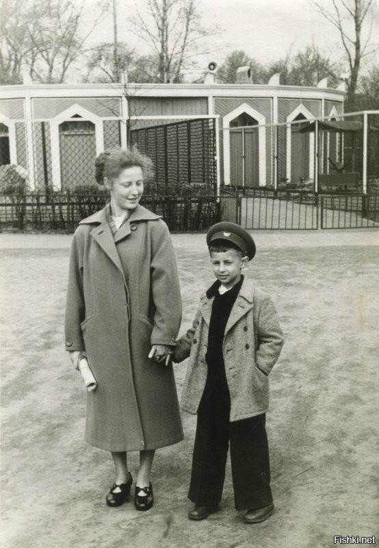 В зоопарке. Ленинград. 1958г.